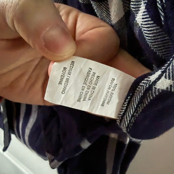 Rails Navy and White Plaid Flannel Button Down Shirt - Picture 4 of 5